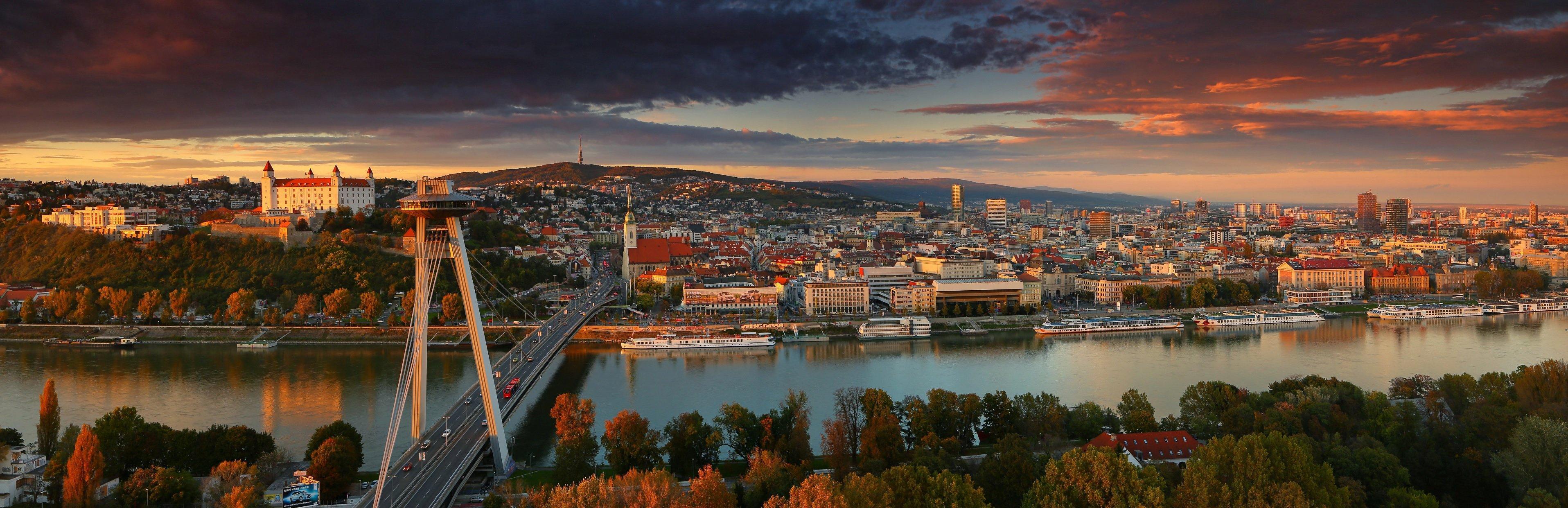 Crowne Plaza By Ihg 4*