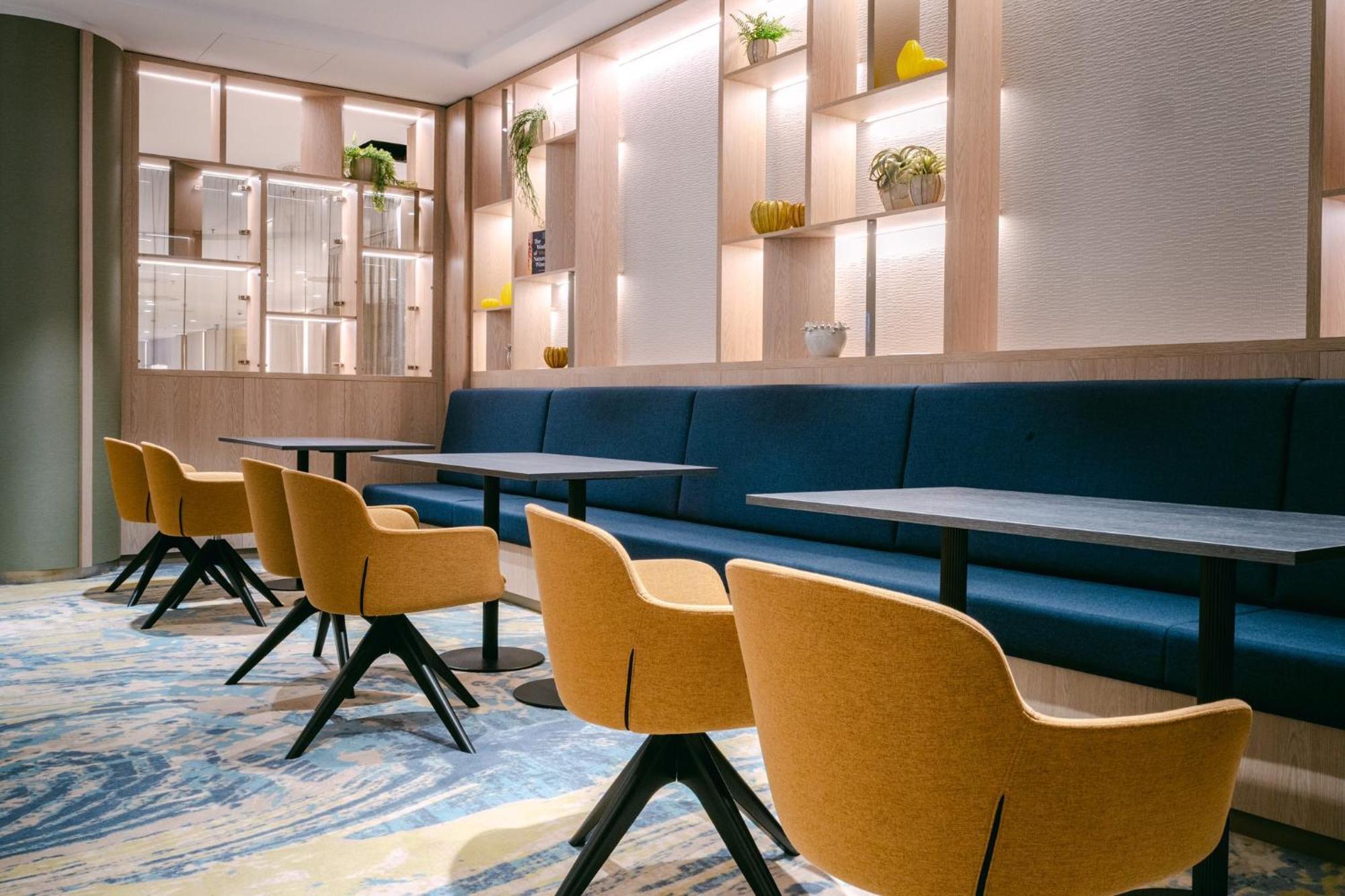 Crowne Plaza By Ihg 4*